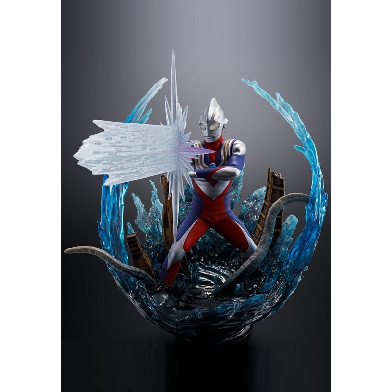 Ultraman Tiga Bandai Figuarts Zero (Super Fierce Battle) Ultraman Tiga Multi Type (JP)