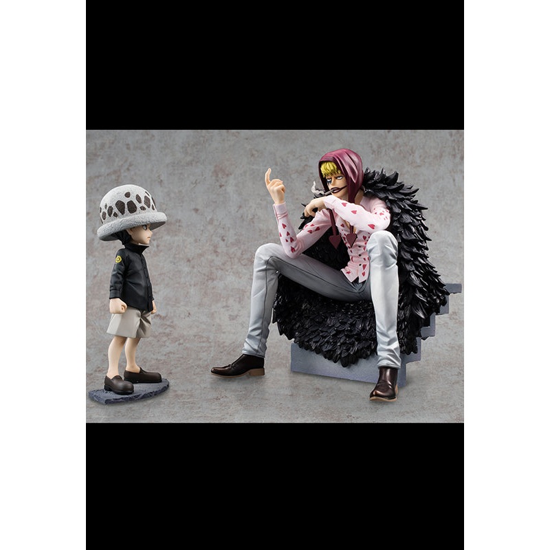 ONE PIECE P.O.P. MEGAHOUSE LIMITED EDITION Corazon & LawRepeat