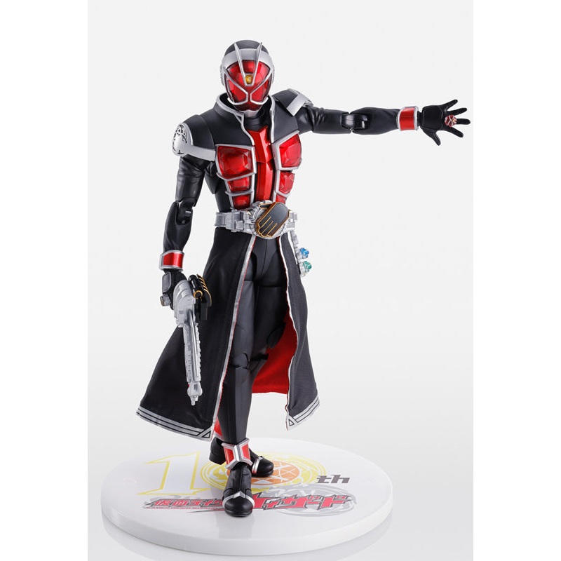 Kamen Rider Wizard Bandai S.H.Figuarts (Shinkocchou Seihou) Kamen Rider Wizard Flame Style 10th Anniversary Ver.(JP)